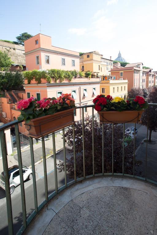 Appartamento La Finestra Su San Pietro Roma Exterior foto